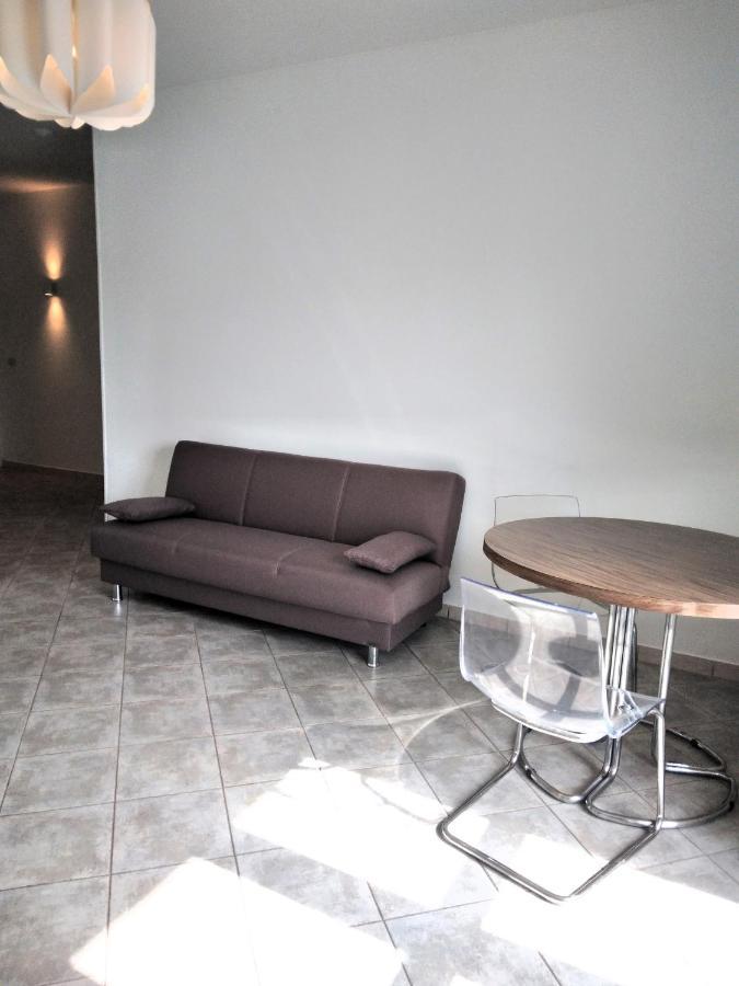 Spazioso Appartamento ปาราบิอาโก ภายนอก รูปภาพ